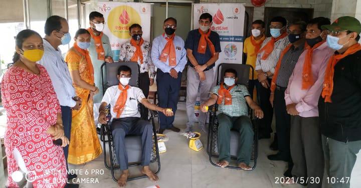 blood-donation-dr-prafull-shiroya