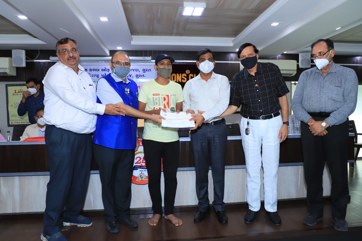 સૌરાષ્ટ્ર પટેલ સમાજ દ્વારા ૧૫૦ પરિવારને રૂપિયા ૮ લાખની સહાય