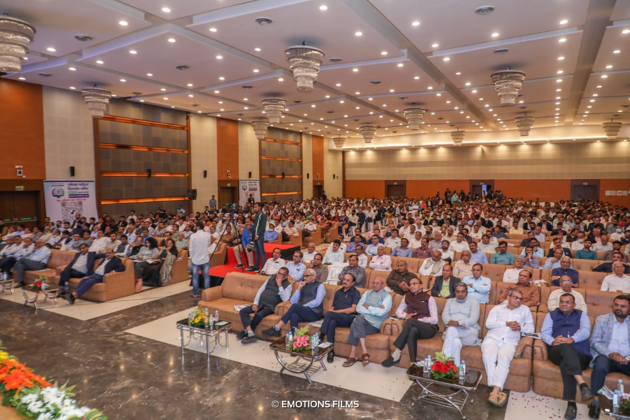સરદારધામ આયોજિત ગ્લોબલ પાટીદાર બિઝનેસ સમિટ (GPBS)-2022 ના સુરત ખાતેના ભવ્ય શુભારંભ કાર્યક્રમમાં દક્ષિણ ગુજરાત સરદારધામ નિર્માણનો લેવાયો સંકલ્પ