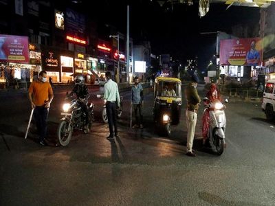 કોરોનાને લઇ સરકારની જાહેરાત : ધો. 1થી 9મા શાળા બંધ, કર્ફ્યૂ સમય પણ બદલાયો, 17 જેટલા નિયંત્રણો લાગુ