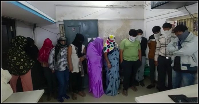 સુરતમાં સ્પાની આડની ચાલતા દેહ વ્યાપારનો પર્દાફાશ, 4 યુવતી અને 2 મહિલા સંચાલકની અટકાયત