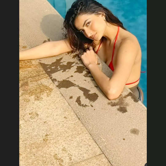 09032022-shweta-tiwari