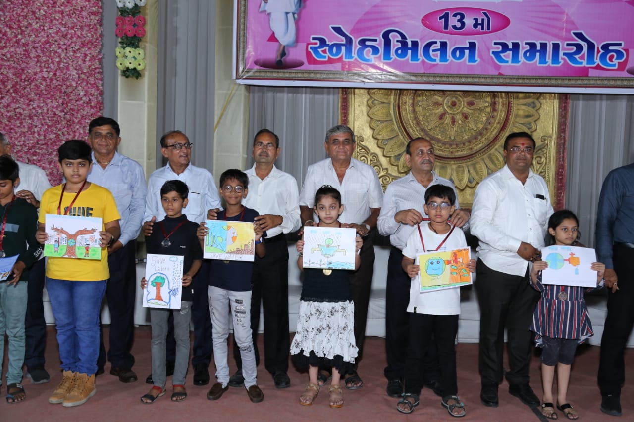 સુરત: લાડલી ફાર્મમાં સમસ્ત સાચપરા પરિવારનું 13મું સ્નેહમિલન યોજાયું