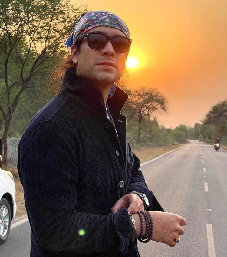 બોલિવૂડનો ફેમસ સિંગર જુબિન નૌટિયાલ આ સુંદર અભિનેત્રી સાથે ઉત્તરાખંડના વાદીઓમાં સાત ફેરા લેશે